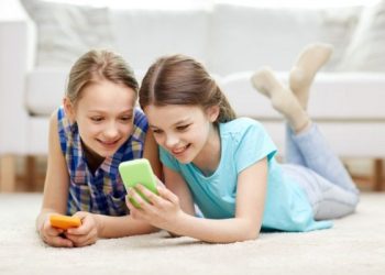 Melindungi Anak-anak dari Bahaya Online: Panduan untuk Orangtua