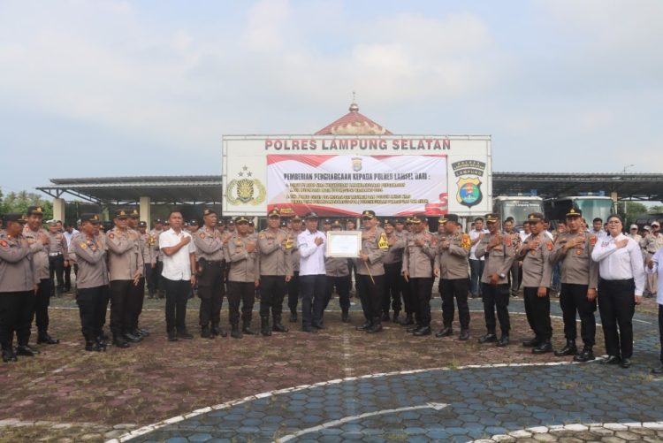 Polres Lampung Selatan Raih Penghargaan Ganda atas Suksesnya Ops Ketupat Krakatau 2024