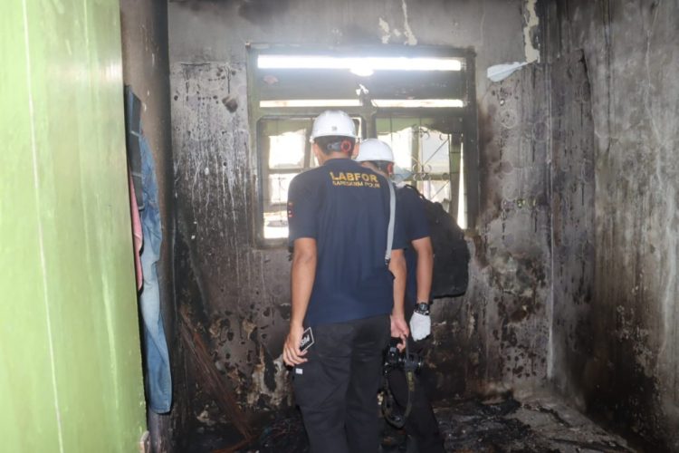 Tim Puslabfor Polri Selidiki Kebakaran Gudang BBM Ilegal di Natar