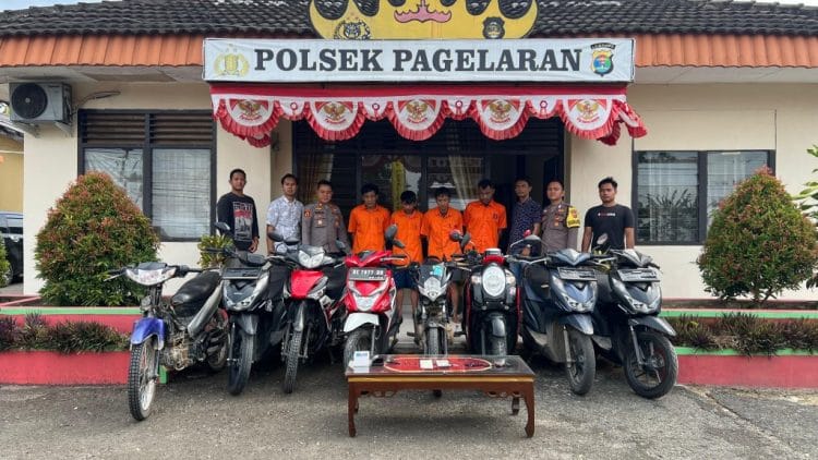 Tim Gabungan Tekab 308 Presisi Polres Pringsewu Amankan Pelaku Curanmor dan Sita 21 Unit Kendaraan Hasil Kejahatan