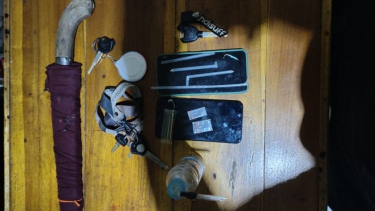 Tiga Pria Ditangkap Saat Mengonsumsi Sabu di Pos Satpam Katibung, Lampung Selatan