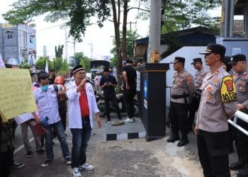 Polres Lampung Utara Amankan Aksi Damai DPC Pospera