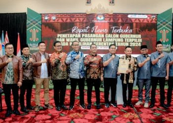 Bawaslu Lampung Hadiri Rapat Pleno Terbuka Penetapan Gubernur dan Wakil Gubernur Terpilih