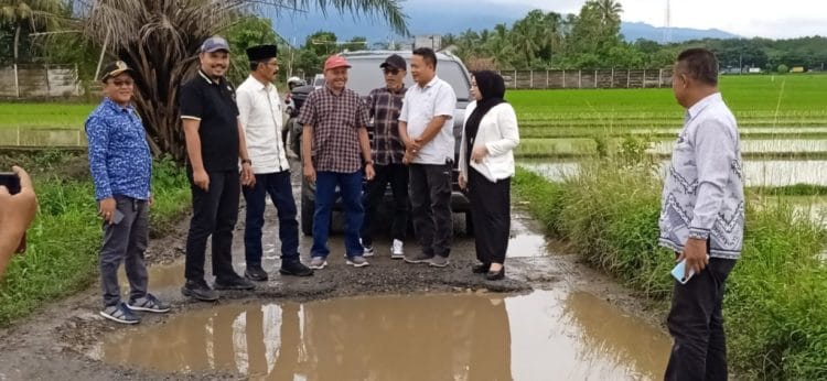 Hasil Temuan Pansus: Jalan di Kecamatan Gadingrejo Umumnya Rusak