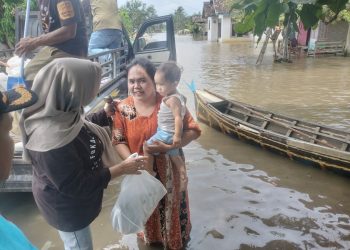 Fokal Smanda 87 Galang Bantuan untuk Korban Banjir di Desa Sumur Kucing, Lampung Timur