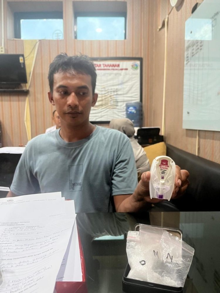 Dua Pengedar Sabu di Pesawaran Ditangkap Polda Lampung, Sembunyi di Kebun Durian