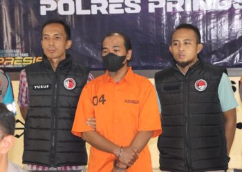 Polisi Tangkap WP, Pengedar 76 Kg Ganja yang Beroperasi Lewat Medsos