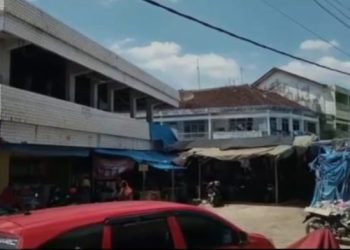 Pasar Pagi Kotabumi Terbengkalai, Pedagang Harapkan Perbaikan Segera
