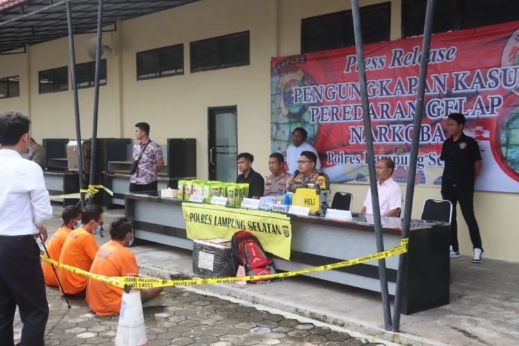 Polres Lampung Selatan Gagalkan Penyelundupan 8 Kg Narkotika di Pelabuhan Bakauheni