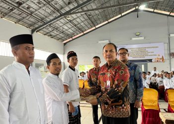 Penyerahan Remisi Khusus Nyepi dan Idul Fitri di Lapas Narkotika Kelas IIA Bandar Lampung