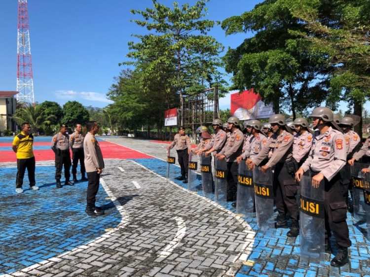 Kapolres Pesawaran Pimpin Langsung Latihan Dalmas, Siap Amankan Pemungutan Suara Ulang