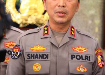 Kadiv Humas Polri Ajak Masyarakat Aktif Laporkan Premanisme Lewat Call Center dan WA 24 Jam
