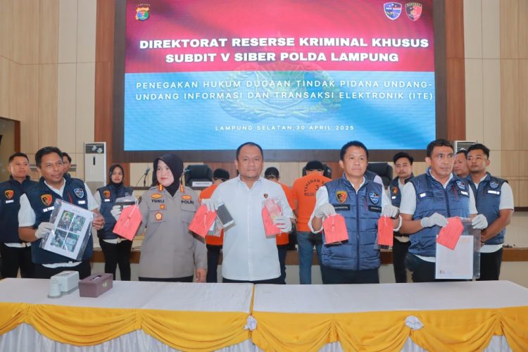 Tiga Napi Lampung Ditangkap Polisi Usai Lakukan Penipuan dan Pemerasan, Korban Rugi Hingga Rp150 Juta