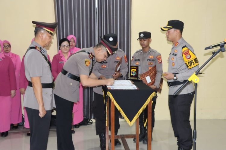 Rotasi Strategis di Polres Pringsewu: Enam Jabatan Kunci Berganti, Kapolres Harap Semangat Baru Pelayanan Publik