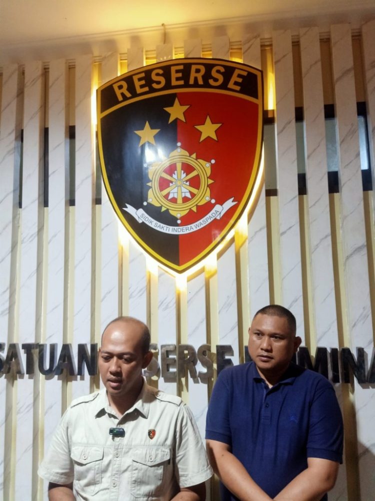 Polisi Ringkus Bapak-Anak Pelaku Pungli di Pasar Gudang Lelang Bandar Lampung