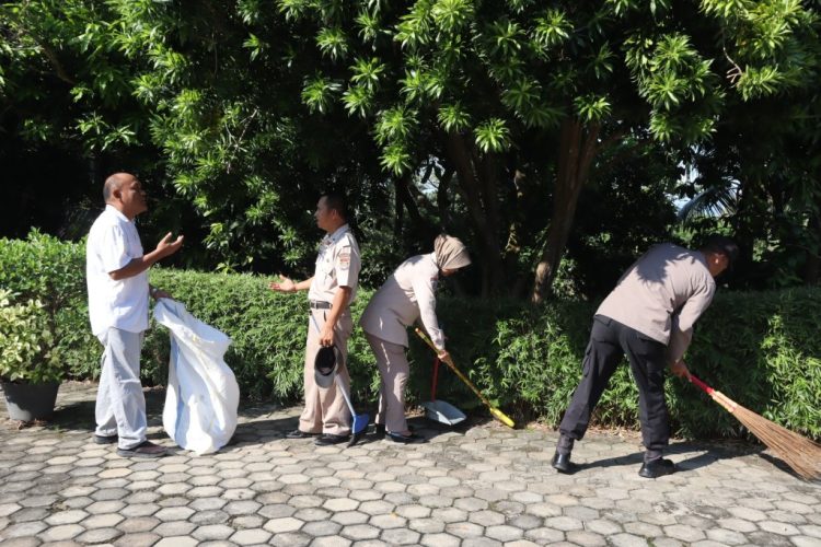 Jelang Peringatan Kenaikan Yesus Kristus, Polres Lampung Selatan Silaturahmi dan Bakti Sosial di Retret Ngisonando Kalianda