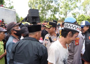 Ratusan Polisi Kawal Aksi Damai di Pesawaran: Kondusif, Aman, dan Tanpa Insiden