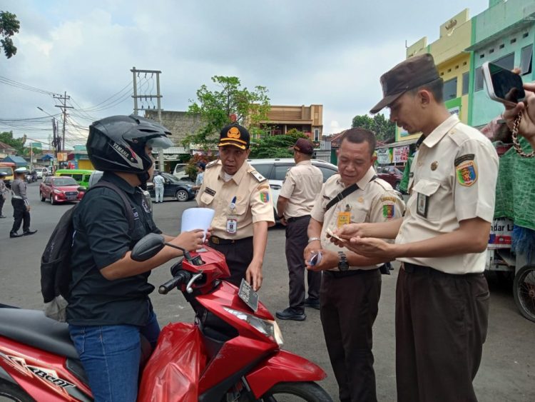 Samsat Wilayah 1 Rajabasa Gelar Razia Gabungan di Dua Titik, Sasar Kendaraan Tunggak Pajak