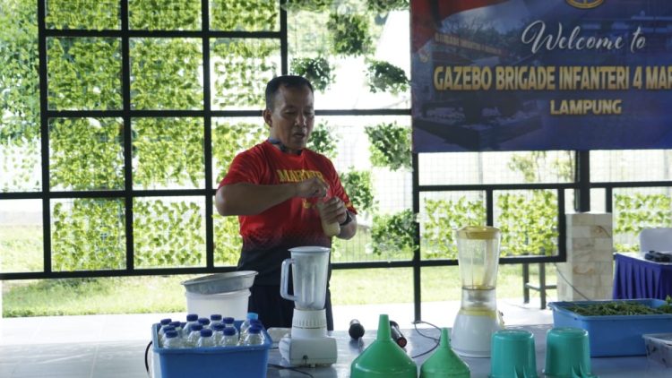 Danbrigif 4 Marinir Pimpin Penyuluhan Mikroba untuk Pupuk Organik: Dorong Pertanian Ramah Lingkungan