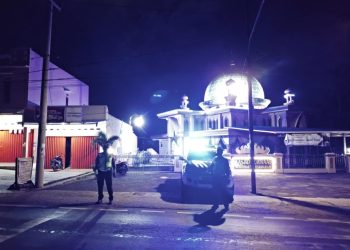 Jaga Keamanan Malam, Satlantas Polres Pesawaran Intensifkan Patroli Blue Light di Jalur Vital