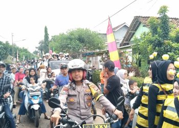 Polsek Gedong Tataan Kawal Ketat Festival Budaya Bagelen: Ratusan Warga Rayakan HUT Desa dengan Aman