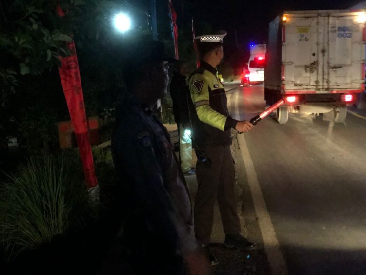 Polsek Tegineneng Amankan Tradisi Begawi, Wujud Kehadiran Polri dalam Kearifan Lokal