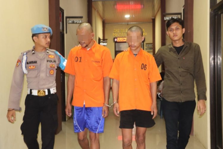 Bawa Golok ke Area Pendopo, Dua Pria Diciduk Polisi — Satu Positif Sabu