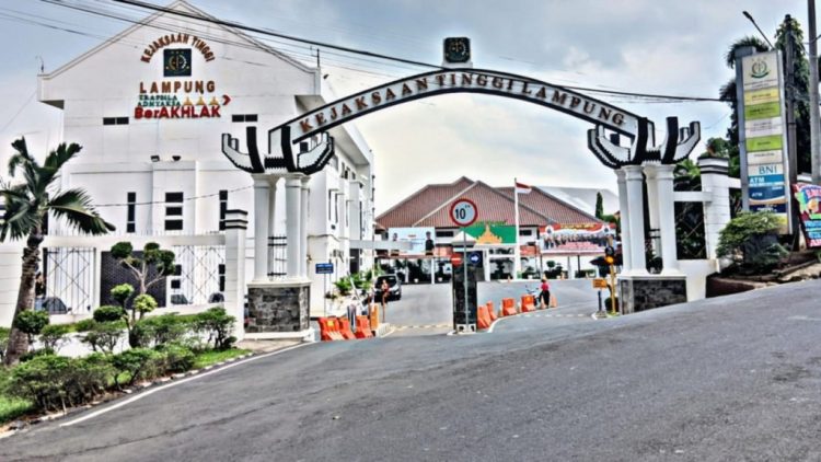 Tiga Laporan Dugaan Korupsi di Dinas Pendidikan Pesisir Barat Resmi Dilimpahkan ke Cabangjari Krui