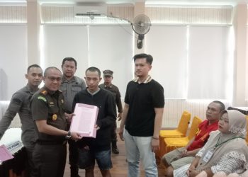 Kejari Tanggamus Bebaskan Empat Tersangka Narkotika Lewat Restorative Justice, Siap Jalani Rehabilitasi dan Pemberdayaan