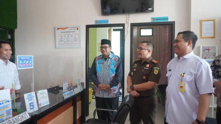 Tinjau Loket Wakaf, Kejari dan Kemenag Pringsewu Dorong Percepatan Sertifikasi Tanah Wakaf