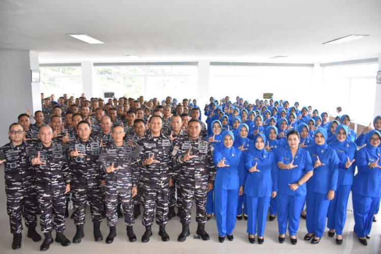 Pangkoarmada I Kunjungi Lanal Lampung, Tekankan Profesionalisme dan Ketahanan Keluarga Prajurit