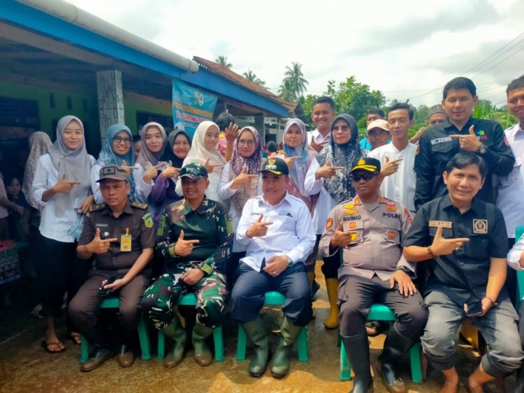 Respons Cepat Bupati Tanggamus: Tinjau Lokasi Banjir dan Salurkan Bantuan ke Warga