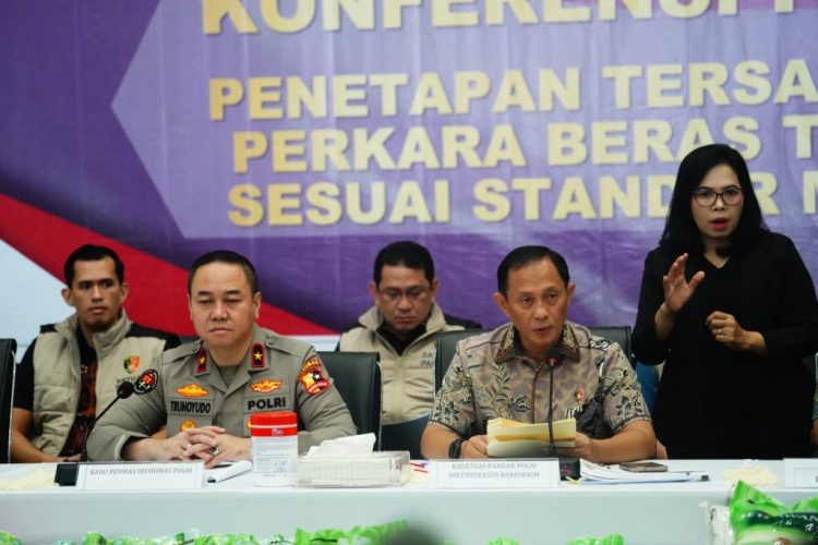 Polri Tetapkan Tiga Pejabat PT FS Sebagai Tersangka dalam Skandal Beras Tak Sesuai Mutu