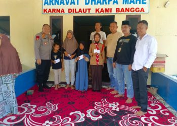 Jumat Berkah Sat Polairud: Jalin Silaturahmi dan Beri Tali Asih untuk Warga Pesisir Lampung Selatan