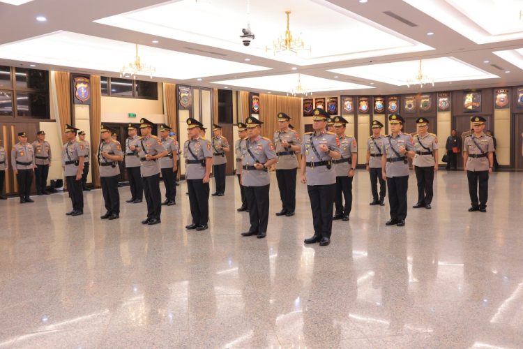 Kapolri Listyo Sigit Prabowo Lantik Irwasum, Kabareskrim, Kabaintelkam, hingga Sejumlah Kapolda Baru