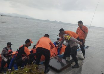 Heboh! Mayat Misterius di Pantai Pulau Sebesi Ternyata Nelayan Banten yang Hilang Ditabrak Kapal Tongkang