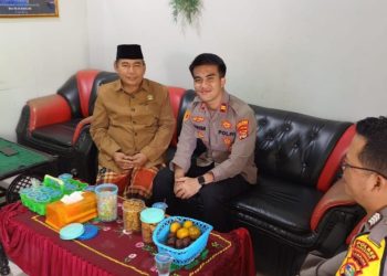Kapolsek Talang Padang Perkuat Sinergi Dengan Ulama, Jalin Komunikasi Intens untuk Keamanan Masyarakat