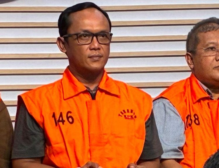 Tiga Bupati Tumbang! Bongkar “Mesin Korupsi” Lampung Tengah yang Tak Pernah Padam