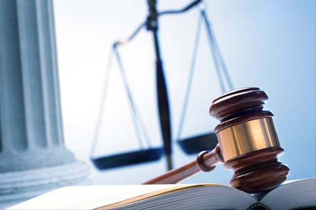 Mengapa Masyarakat Perlu Melek Hukum