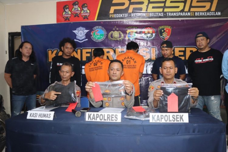 Polres Pringsewu Amankan Dua Tersangka Kasus Pembunuhan di Lapo Tuak, Satu Masih Buron