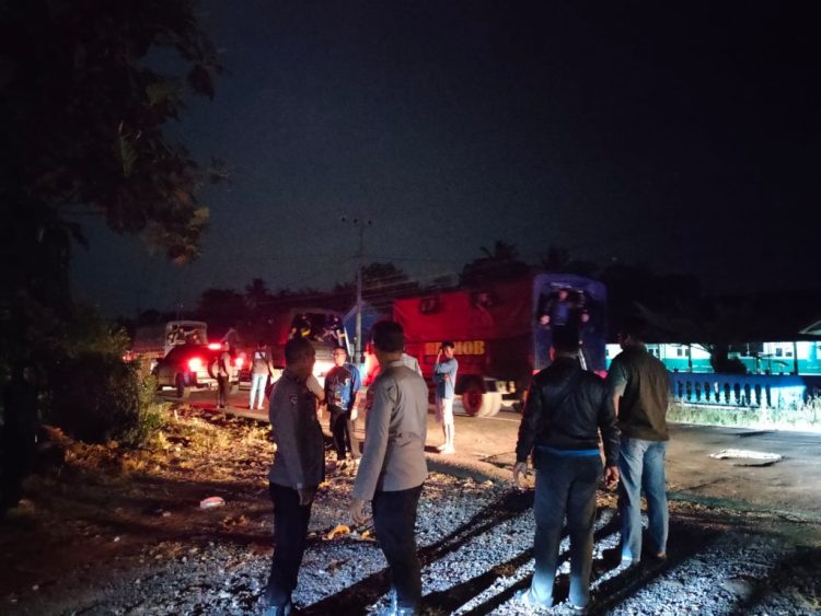Geger Natar! Warga Padati Rumah Kades Usai Penangkapan Terduga Pencuri