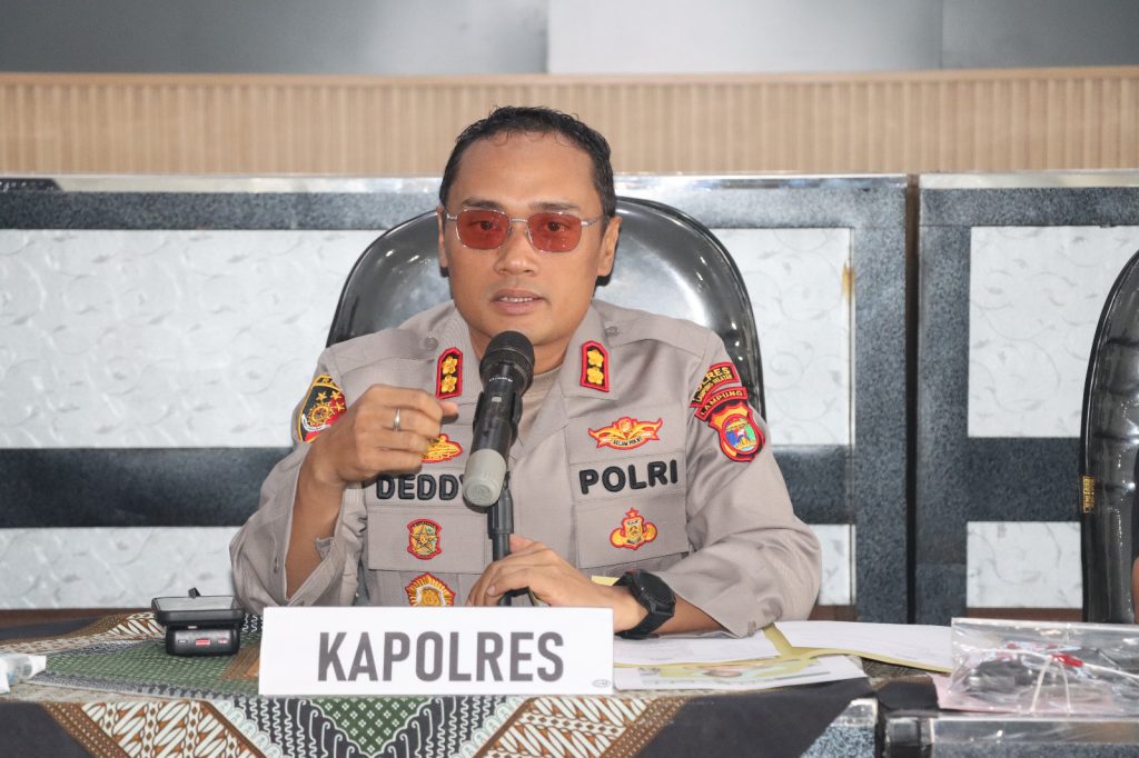 Curas di Jalinsum Lampung Selatan terungkap, polisi sita batu dan motor Beat